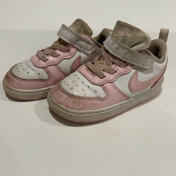 Nike Size 8C Toddler Pink White Low Top Sneakers - Picture 1 of 6